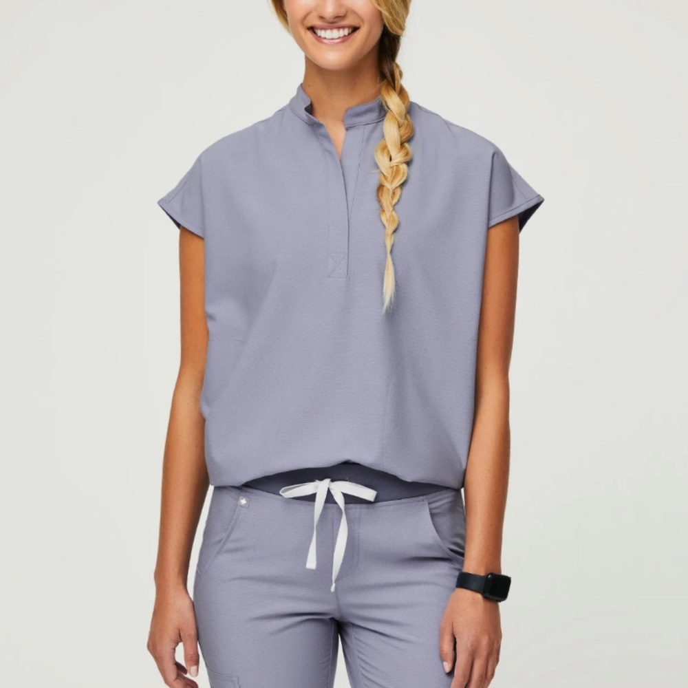 FIGS| Women’s Vapor Blue Space Dye Rafaela™ - Oversized Scrub Top - XS